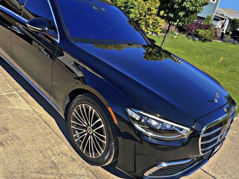 Mercedes-Benz & BMW Sedan — O'Hare Midway Limo Service